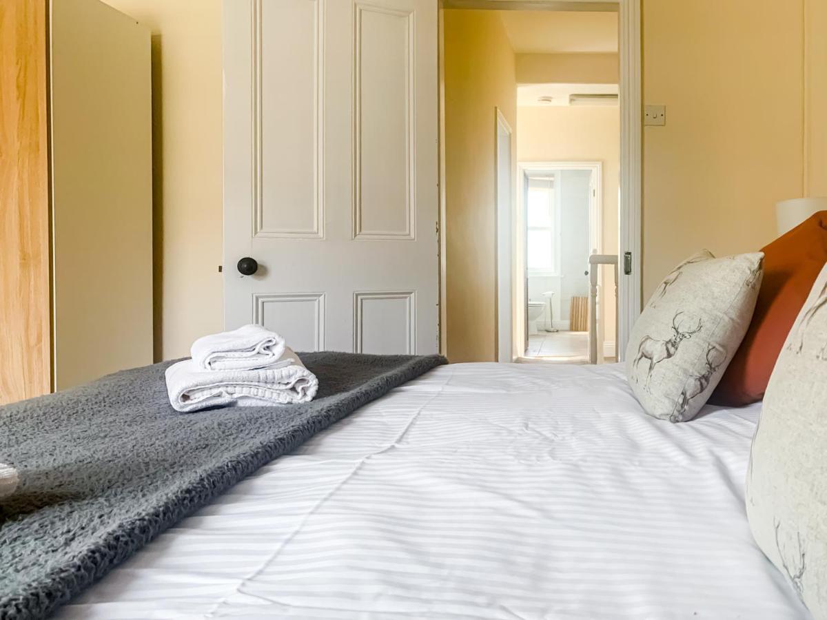 Waverley Lodge - Quaint Victorian Home With Free Parking Йорк Екстер'єр фото