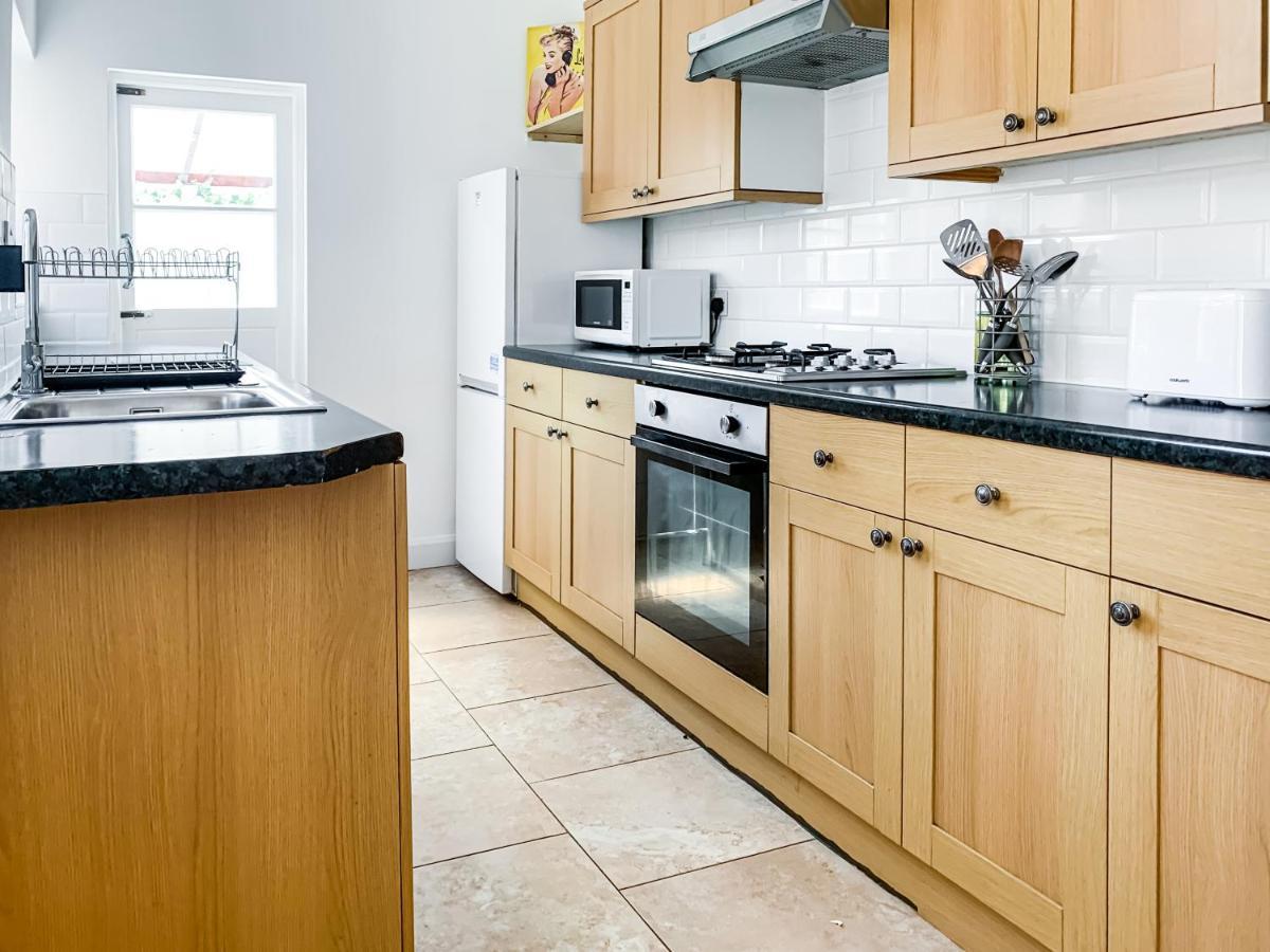 Waverley Lodge - Quaint Victorian Home With Free Parking Йорк Екстер'єр фото